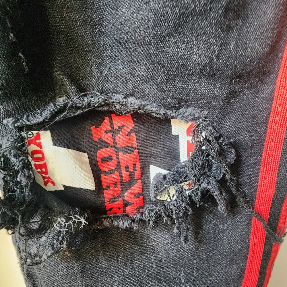 MEN'S JEANS - Picture 2 of 6